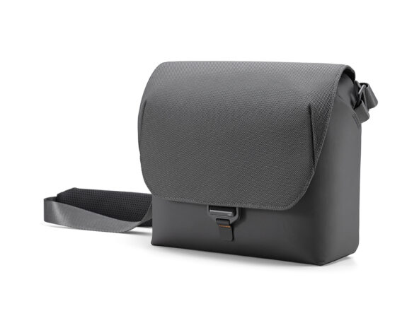 dji-mavic-3-classic-shoulder-bag-01-c-pia-pv2jbuo3ov